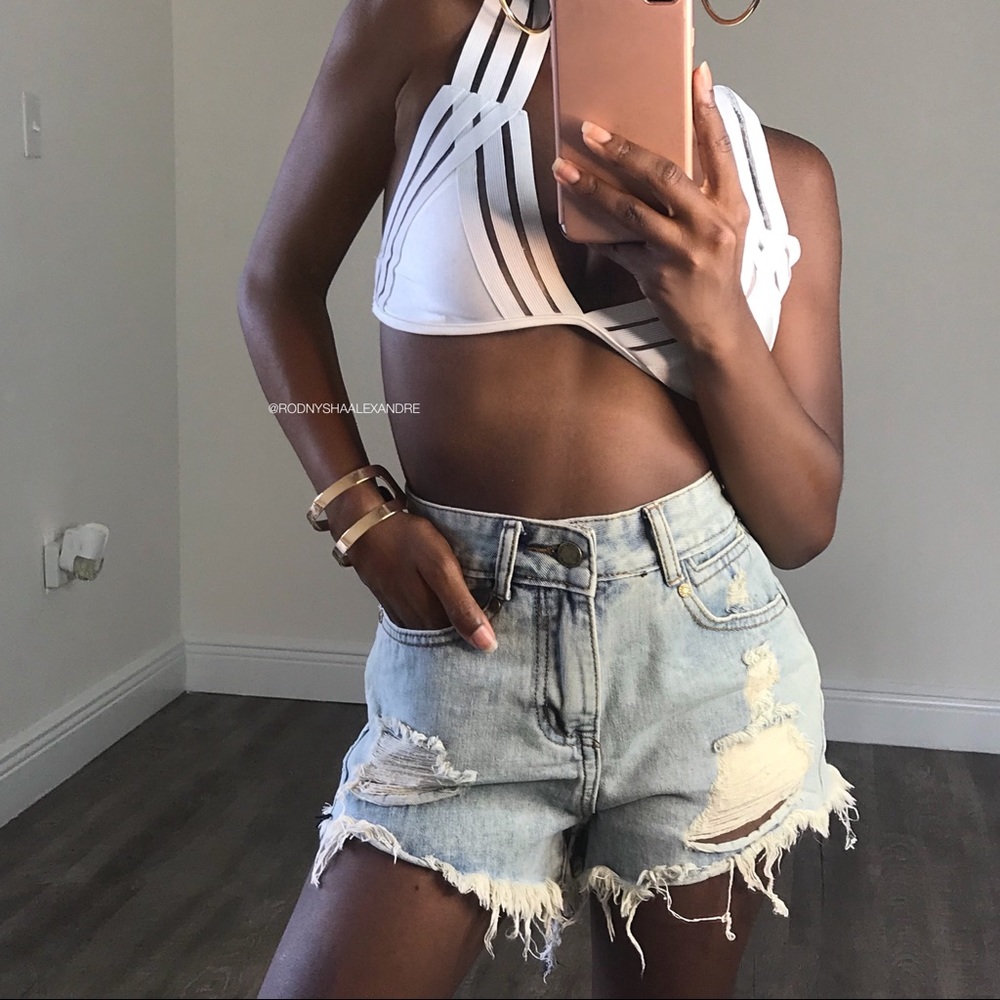 🆕 ON THE RUN DISTRESSED DENIMS